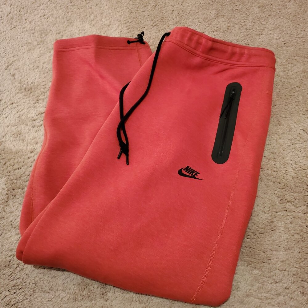 NWT Nike Tech Fleece men's Sweatpants Standard Fit Straight leg XXL red heather - Picture 7 of 12